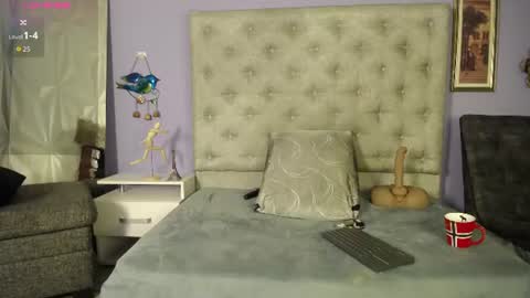 Angela online show from July 31, 10:05 am