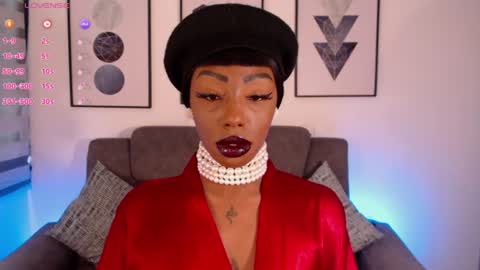 Emilie Diaz online show from August 3, 3:40 pm