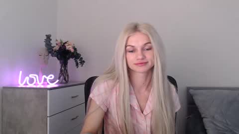 EMMA online show from March 10, 9:40 pm