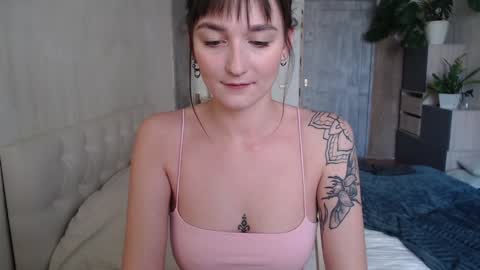 missfiti online show from January 21, 9:57 am