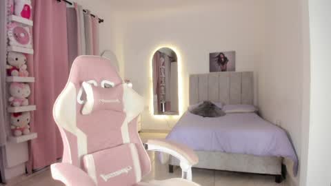 Gisell   Gigi online show from May 18, 2:34 pm