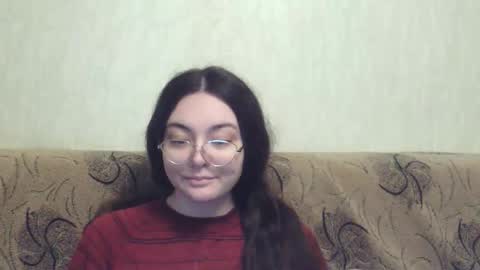 missis mona online show from April 28, 4:00 pm