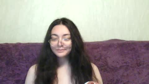 missis mona online show from June 13, 7:41 am