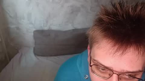 Ashley and Alex online show from May 29, 4:21 am