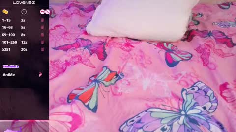 misskatiia online show from February 20, 4:03 pm