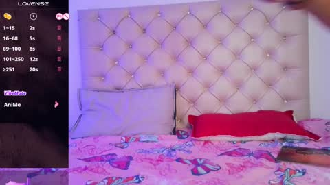 misskatiia online show from February 20, 12:47 pm