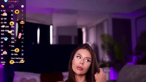 misskiarra online show from November 15, 12:07 pm