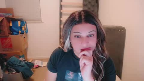 misskittyts online show from April 26, 7:39 am
