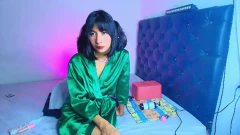miss-kity online show from July 23, 8:45 am