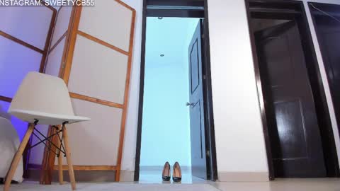 Linda online show from May 2, 2:12 pm