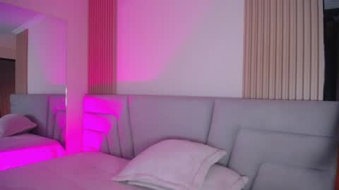 Miss Loise online show from May 5, 1:34 am