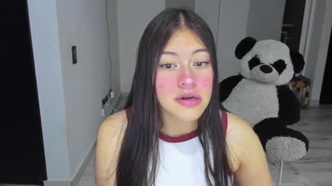 missloren333 online show from November 5, 8:49 am