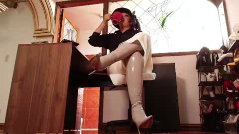 Im Valentina  online show from July 28, 12:48 pm