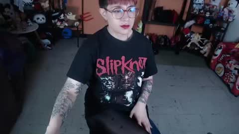 Miss Mia online show from July 17, 10:39 am