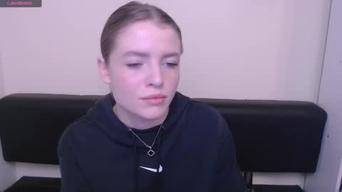 Olivia online show from March 7, 1:51 pm