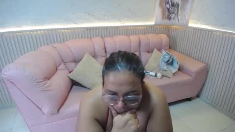 Penelope online show from March 7, 4:51 pm