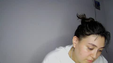 sarah online show from June 16, 2:26 am