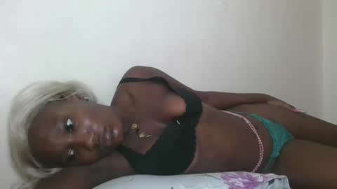 pretty gal online show from May 21, 4:19 am