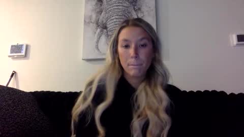 Alyssa online show from April 21, 12:14 am