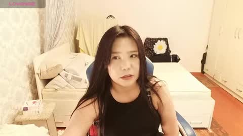 Val online show from April 30, 6:18 am