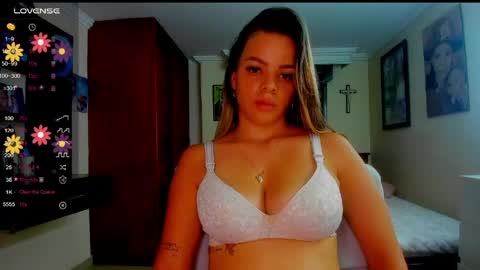 missvalery1 online show from June 2, 11:40 pm