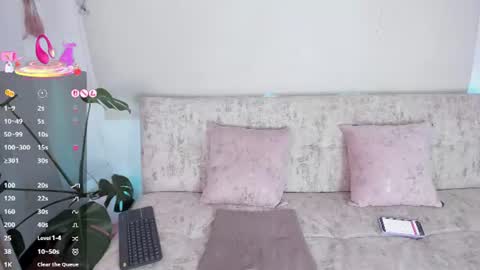 Pau OFmissweetpeach online show from June 20, 12:28 am