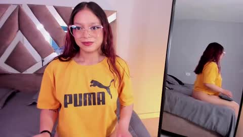 Snapshot of missy_davis chatting on February 20, 8:58 pm Miss online show from February 20, 8:58 pm