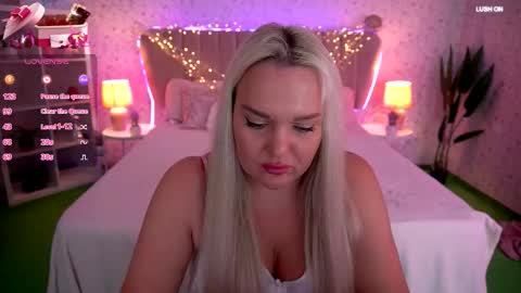 missyymarty online show from November 3, 3:02 pm