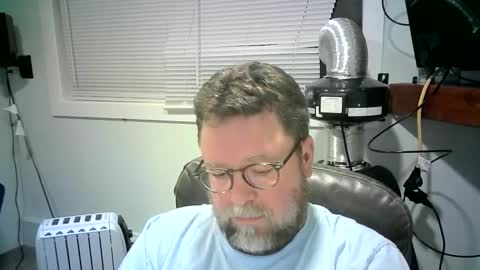 Mr. Happy online show from January 26, 7:10 am