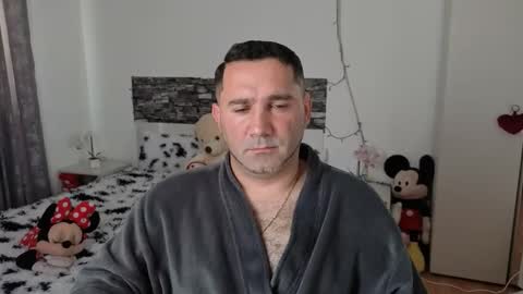 mistervybe online show from April 19, 6:25 am