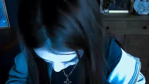 Ines online show from December 1, 4:38 pm