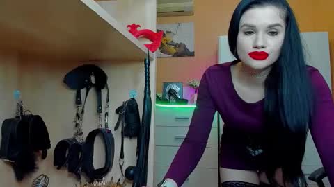 Mistress Kristi online show from May 1, 8:58 pm