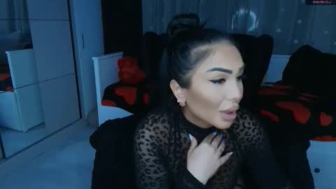 mistress_meryem online show from May 3, 10:05 pm