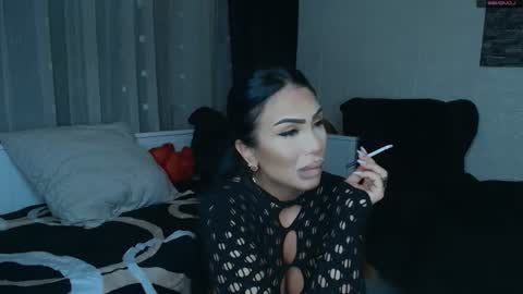 mistress_meryem online show from June 25, 9:42 pm