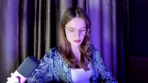 mistresselizy online show from September 18, 4:33 pm