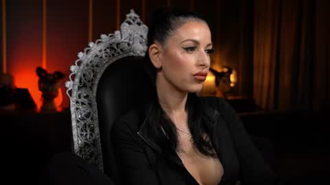 Mistress Kelly online show from August 3, 12:56 am
