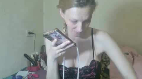mistressmilly32 online show from April 23, 8:11 am