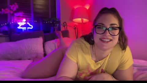 Snapshot of mistresssx chatting on February 17, 5:12 pm Miss X online show from February 17, 5:12 pm