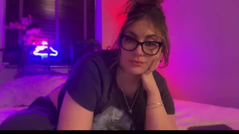 Snapshot of mistresssx chatting on March 5, 7:38 pm Miss X online show from March 5, 7:38 pm
