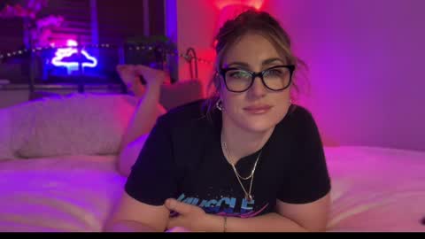 Snapshot of mistresssx chatting on March 6, 1:35 pm Miss X online show from March 6, 1:35 pm