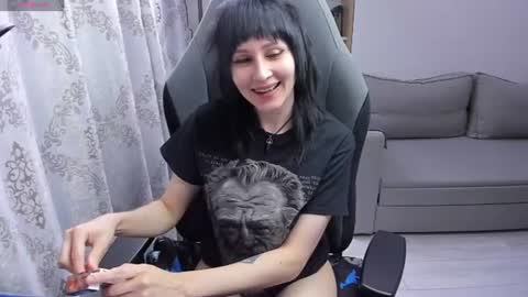 misty_dark online show from August 1, 5:14 pm