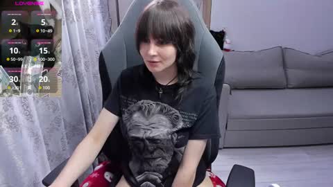 misty_dark online show from July 18, 5:48 pm