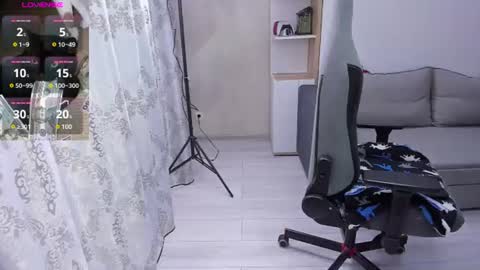 misty_dark online show from July 28, 4:39 pm