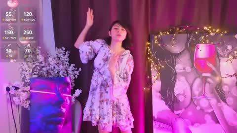 Eva online show from May 18, 8:15 pm