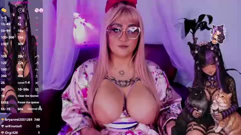 mitsu kawii online show from July 3, 8:46 pm