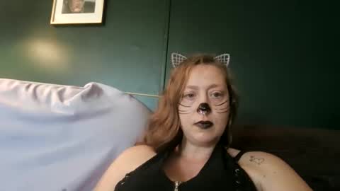 miztrezk online show from October 31, 3:23 pm