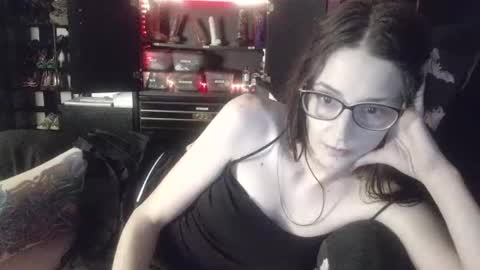 Mizz Bonez online show from February 17, 4:55 am