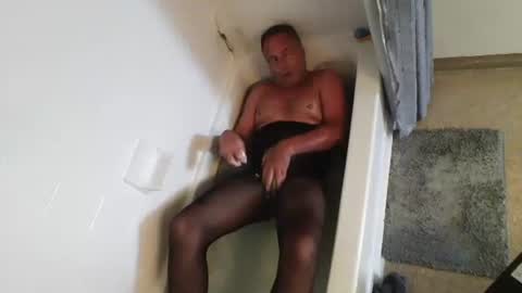 mjeffrey460699861 online show from December 4, 1:00 pm