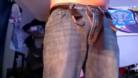 Snapshot of mjmckenz55 chatting on October 11, 2:22 pm Daddy720 online show from October 11, 2:22 pm