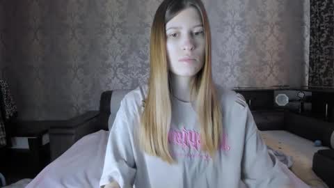 Lili online show from November 16, 11:01 am